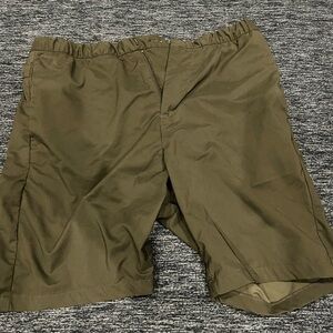 H&M short forest green shorts 32 waist w elastic fit